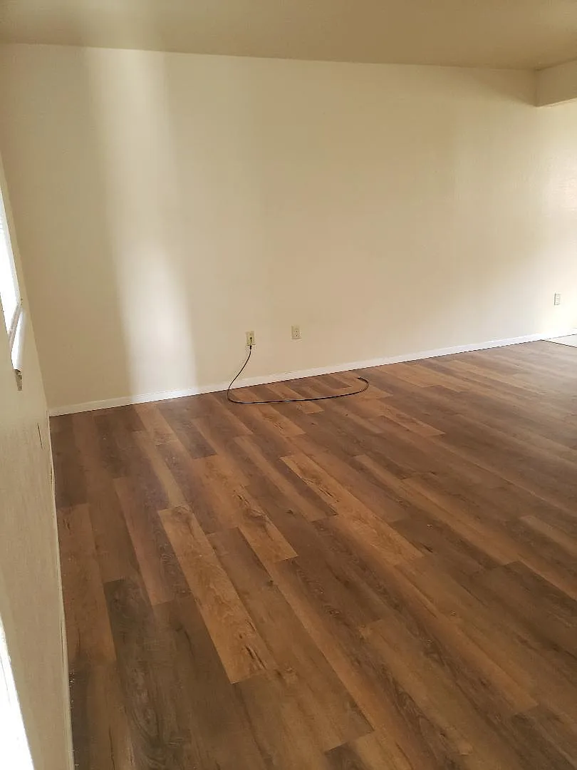1235 East 7th Street #C — Photo 2