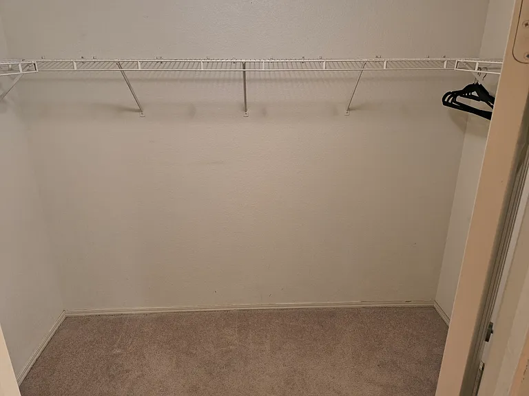 940 Coronado Peak Ave — Photo 5