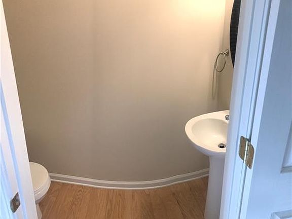 5th image of 2212 Winthrop Chase Dr #2212