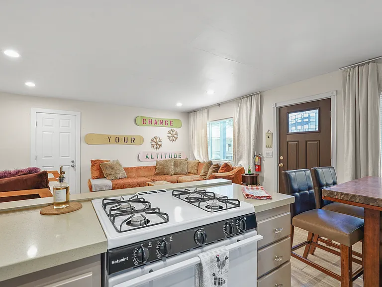 433 Mountainaire Ln #A — Photo 11