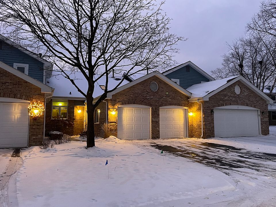 1st image of 17359 Brook Crossing Ct