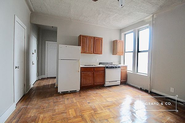1st image of 1254 Union St #3E