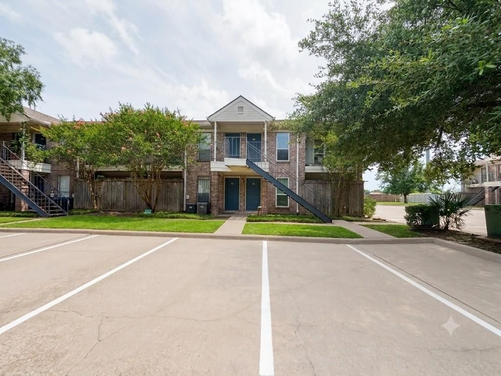 3900 Woodchase Dr APT 157, Houston, TX - View 3