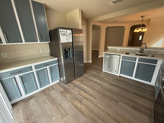 5th image of 1608 Anise Dr