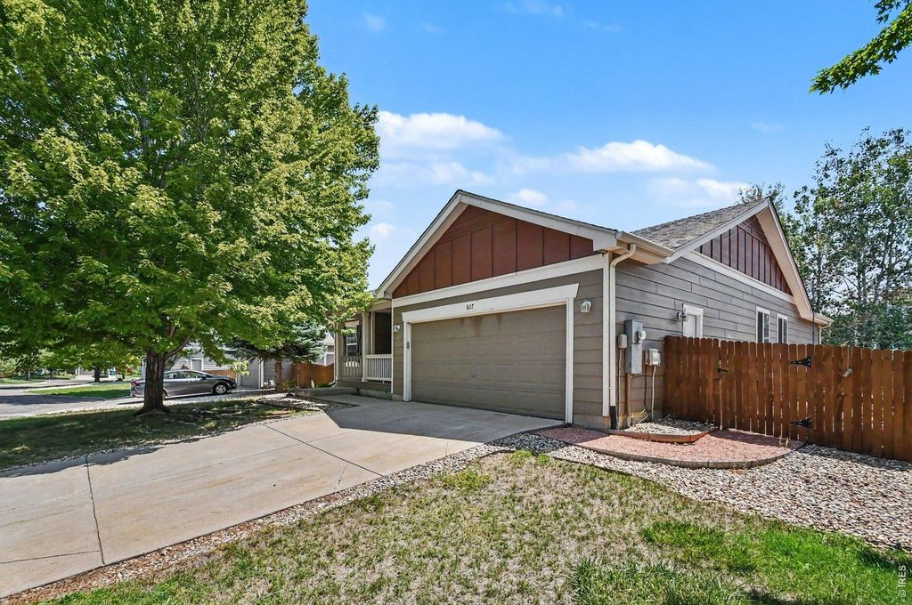 827 Province Rd