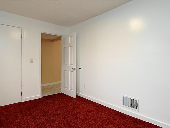 5th image of 5504 Behrwald Ave