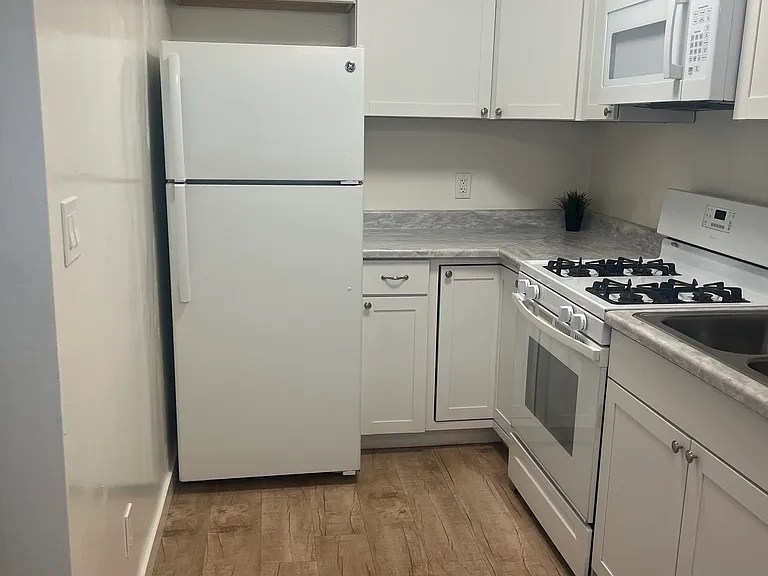 Northpoint Apartments — Photo 20