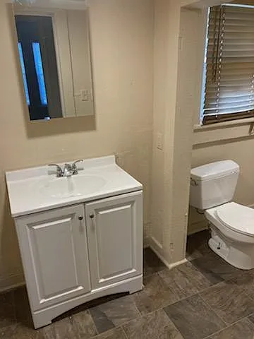 2 bed, 880 sqft, $950 — Photo 3