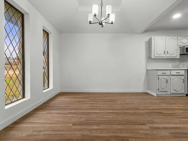 1503 Bellflower Dr — Photo 18