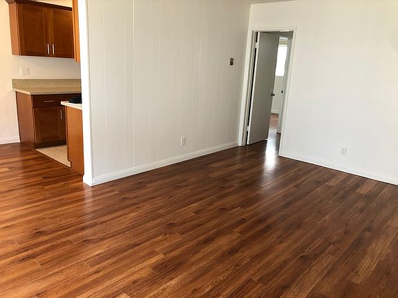 3rd image of 12628 Venice Blvd APT 6