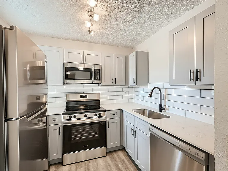Rise West Arlington — Photo 11