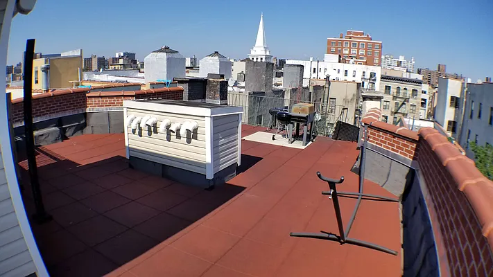 Rented by Uptown Flats LLC | media 7