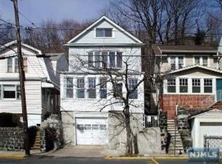 528 Undercliff Ave #2, Edgewater, NJ 07020