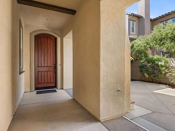 2nd image of 40 Paseo Lerida