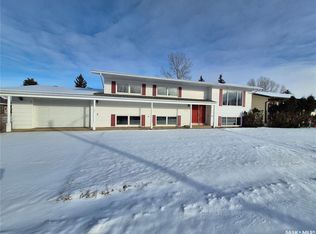 725 Shropshire Ave, Radville, SK S0C2G0