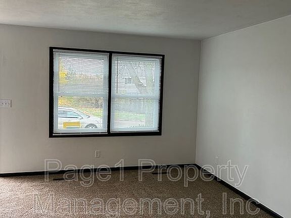 4th image of 2918 Grinnell Dr Unit 11