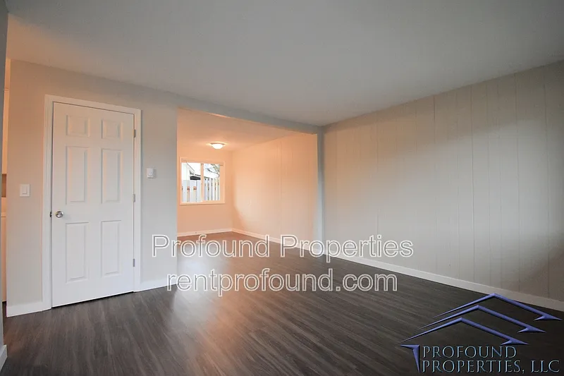 2 bed, 1.0 bath, 800 sqft, $1,645 — Photo 3