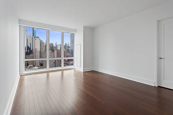 Sold by BLU Real Estate | media 21