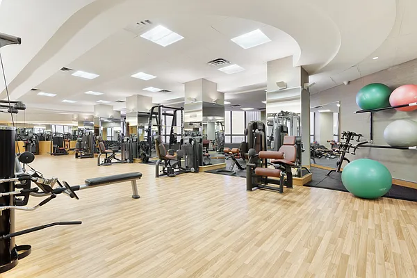 Rented by Compass | media 24