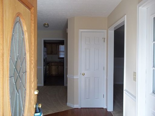 3rd image of 50 Hoglen Dr #1