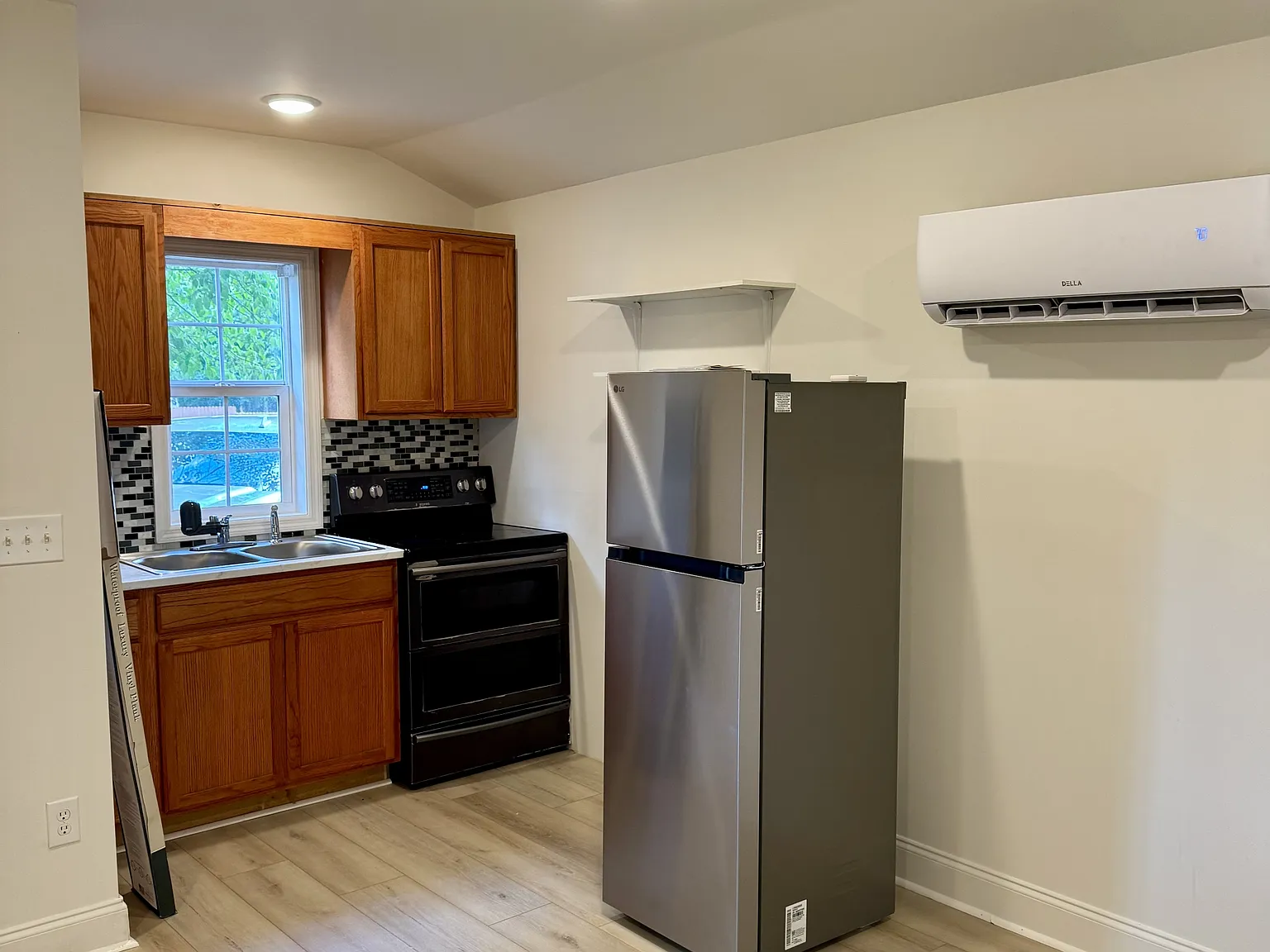 28217 Shannon Drive - 1 — Photo 4
