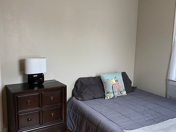 Bedroom2
