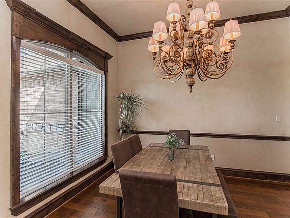 4th image of 240 Highland Blvd