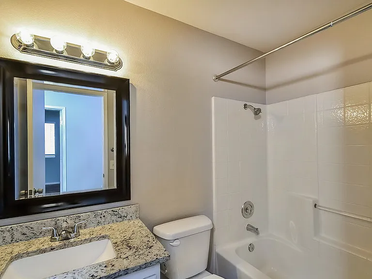 1621 Running Creek Dr — Photo 14
