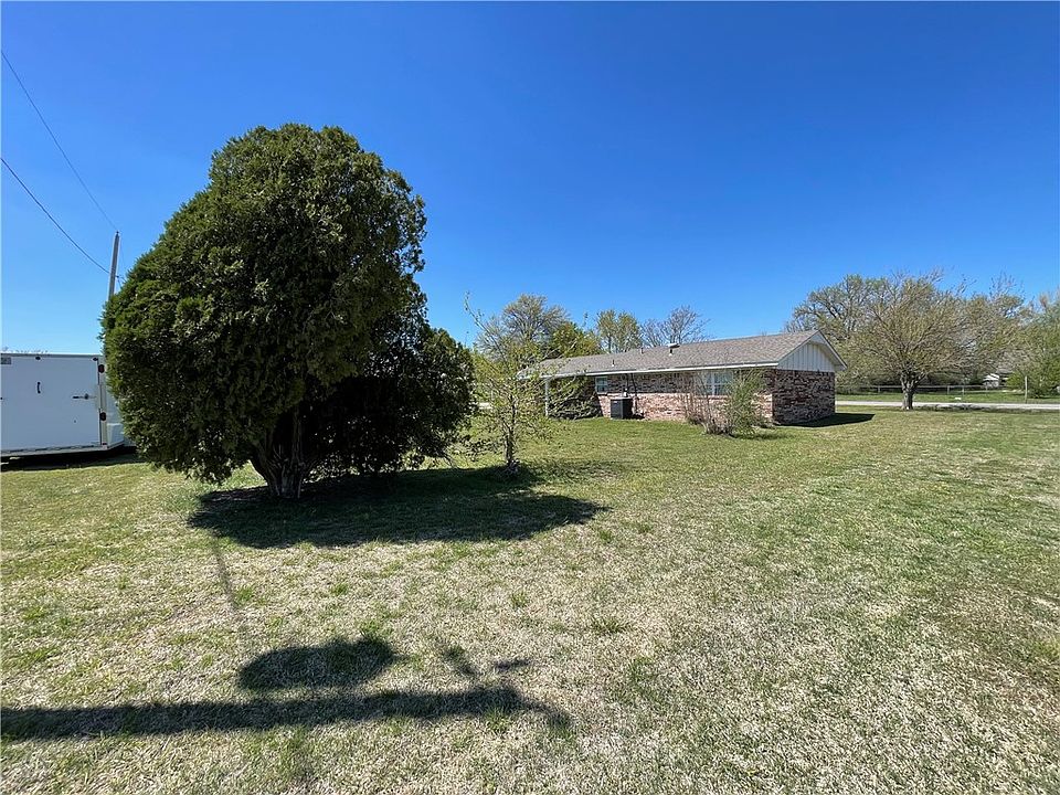 311 SW South St, Minco, OK 73059 Zillow
