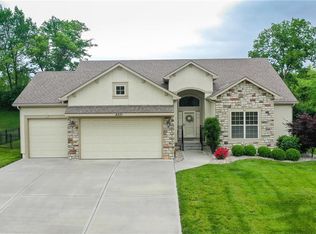 4201 NE 94th Ter, Kansas City, MO 64156