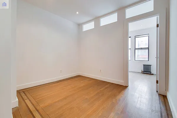 Rented by MAPT Residential LLC | media 6
