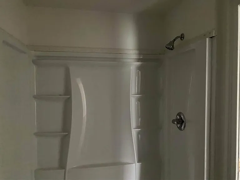 305 Downs Dr — Photo 16