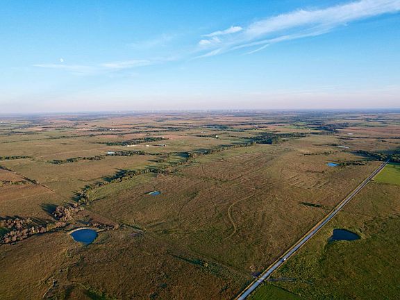 4th image of 3145 Road L