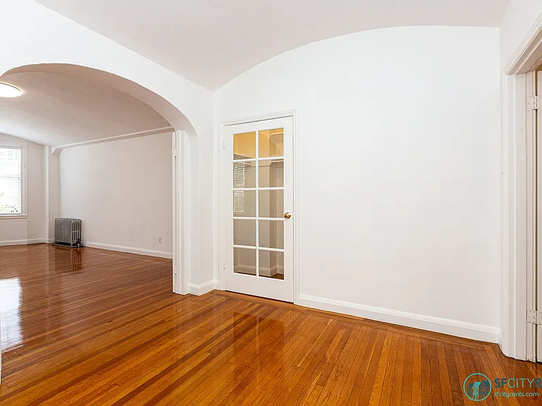 1945 Broadway St #102 — Photo 7