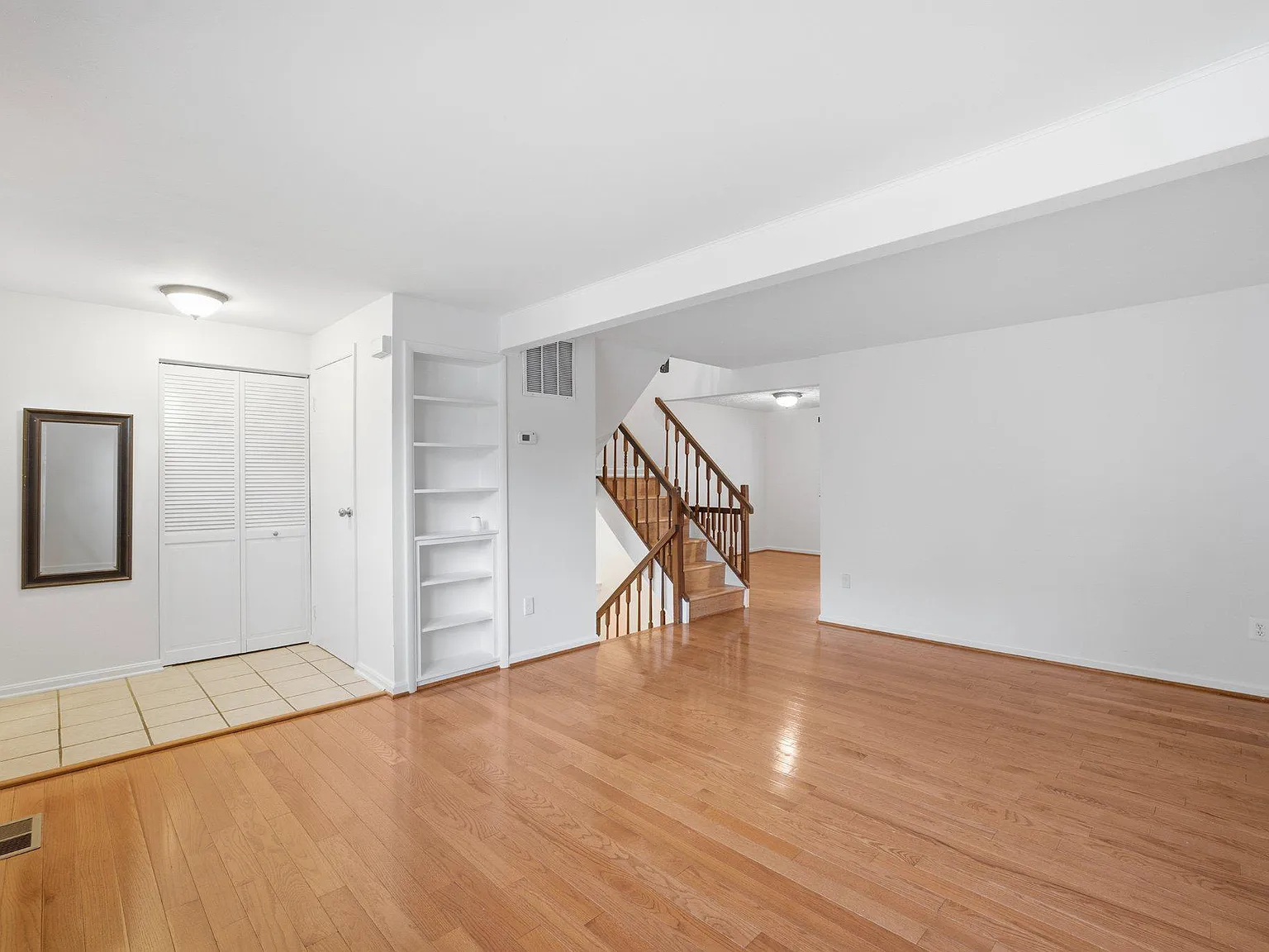 3 bed, 4.0 bath, 1520 sqft, $3,000 — Photo 4