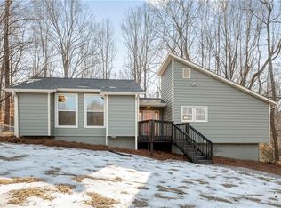 6598 Riverwood Rd, Walkertown, NC 27051