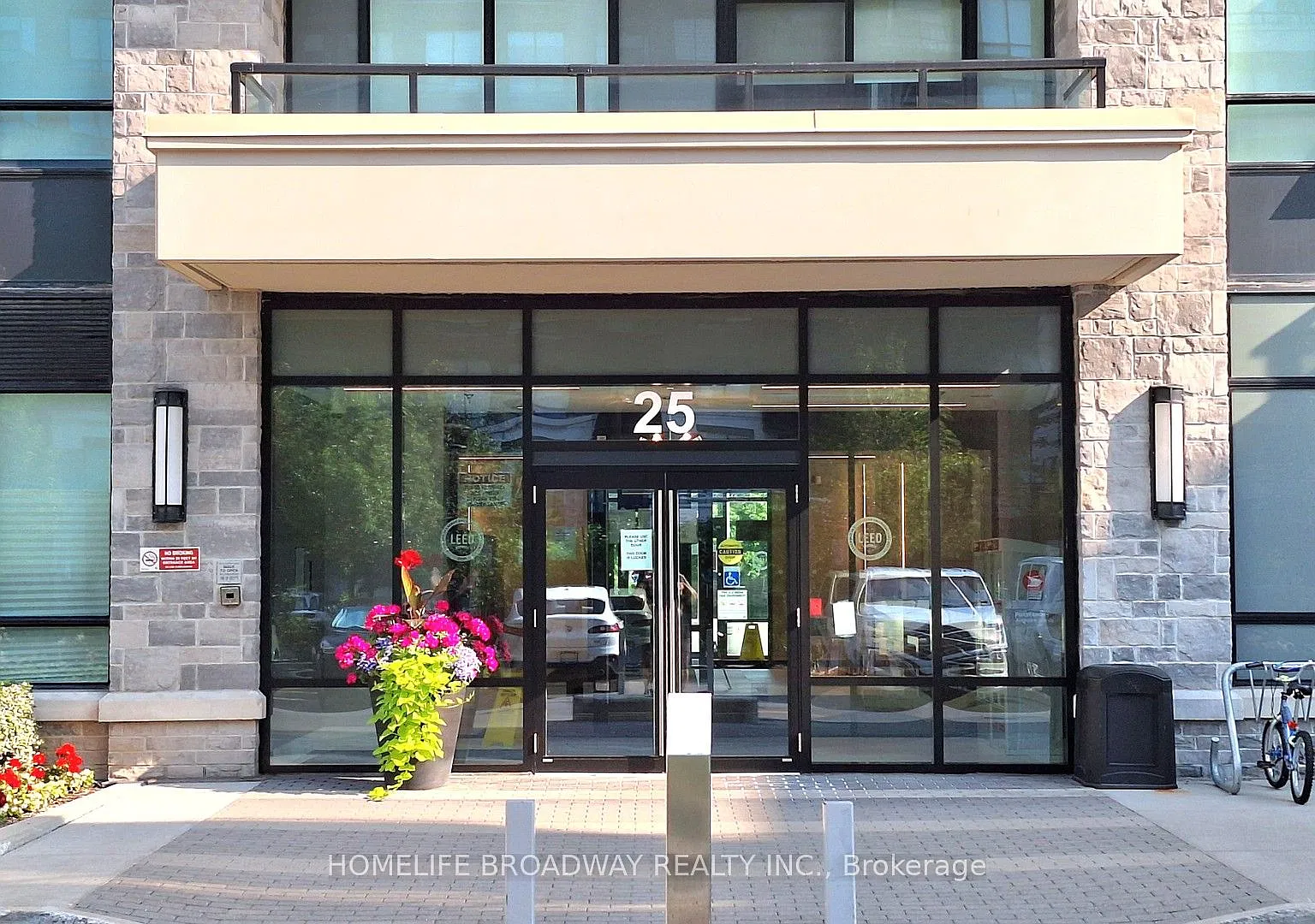 1 bed, $2,300 — Photo 2