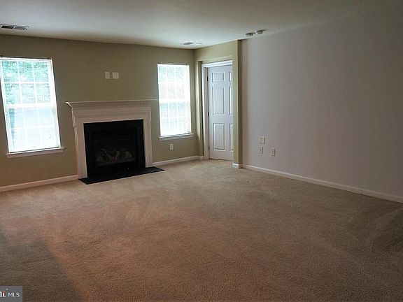 3rd image of 30225 Parris Island Ct