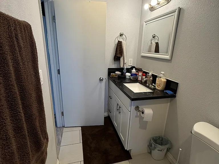 223 N Palo Cedro Dr — Photo 17