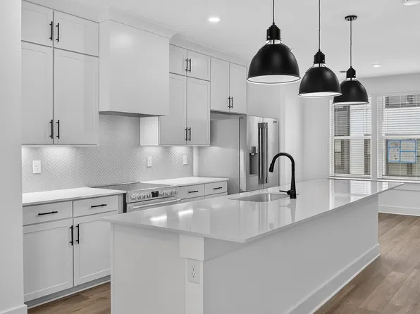 102 Melody Aly, Nashville, TN 37207