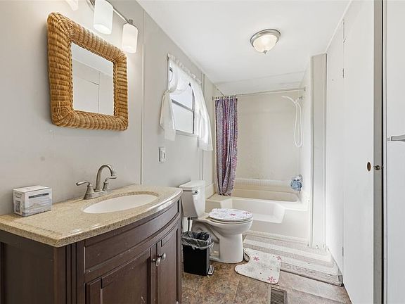 4th image of 8045 Indian Trail Rd