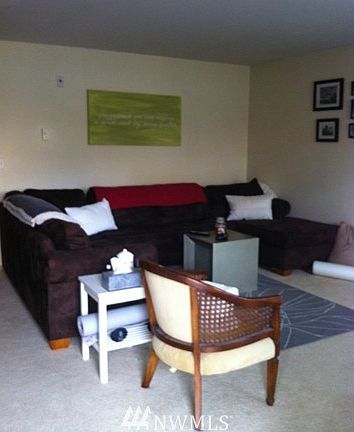 2nd image of 1905 24th Avenue NE #3-102