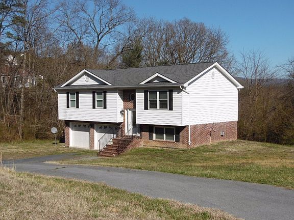 2nd image of 86 Dogwood Ln