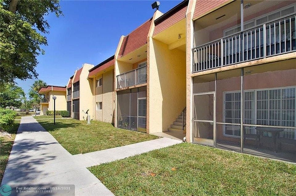 1st image of 2814 NW 55th Ave APT 1D
