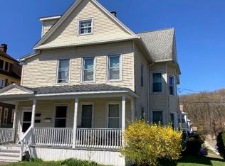 273 Wakelee Ave APT 1, Ansonia, CT 06401