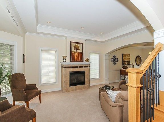 5th image of 1195 Litchfield Ln