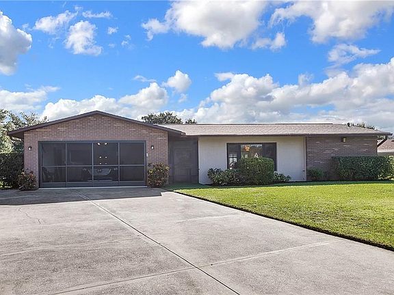 2nd image of 722 Bear Way
