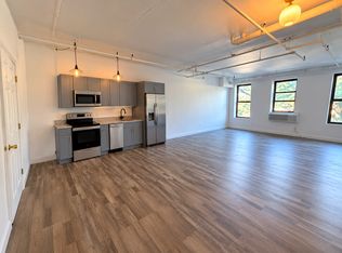125 Green St #3, Brooklyn, NY 11222