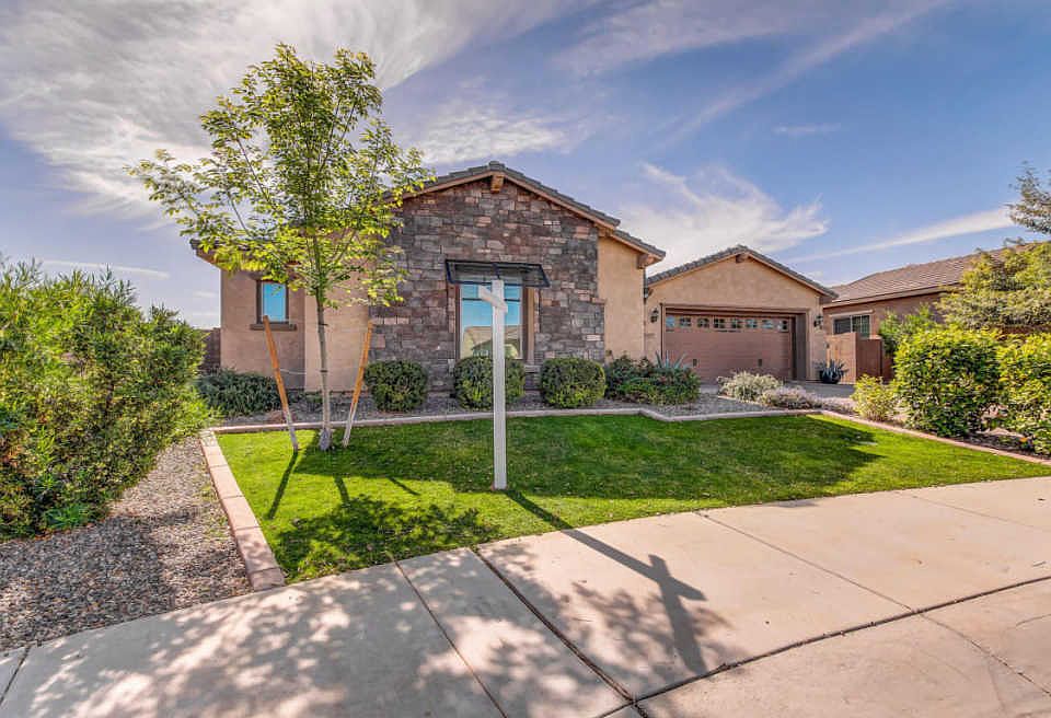 2nd image of 3297 E Nightingale Ln