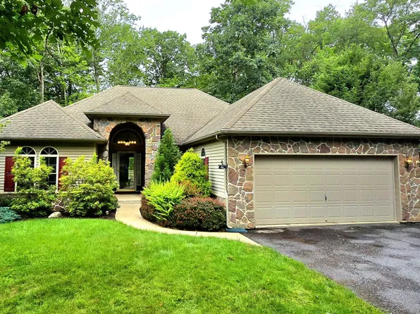 260 Shingle Mill Dr, Drums, PA 18222